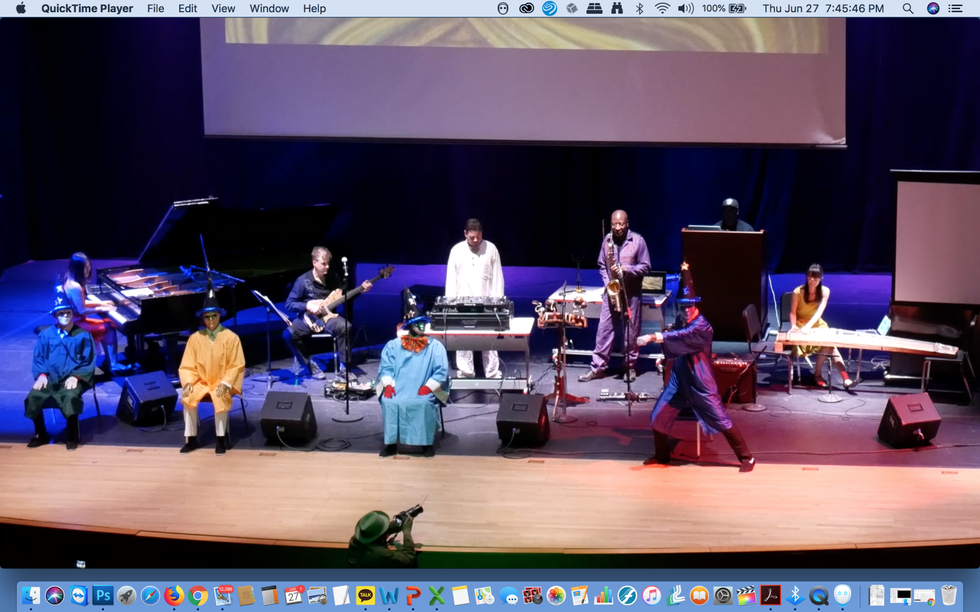 5d32d1b98e15f 45 46 Pm