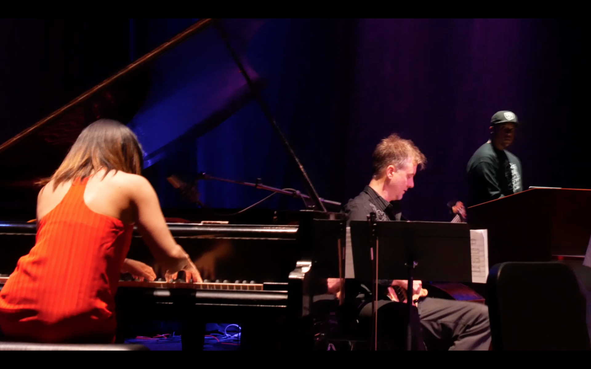 5d32e279b1ec6 00 07 Am