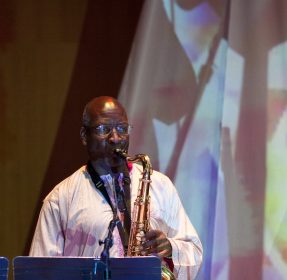 Karlton 2 On Sax 12 5 09 1277269733